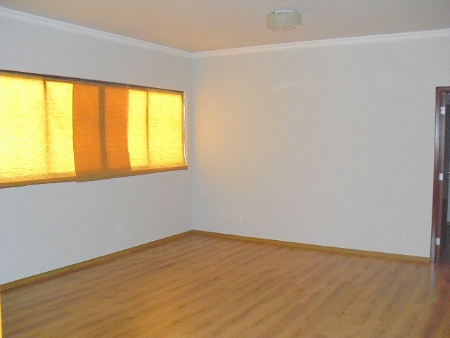 Apartamento para locacao no Zona 01 em Maringa com 129,78m² por R$ 2.600,00