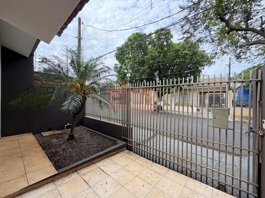 Casa à venda e para alugar em Jardim Ipanema, Maringá — Portal Chave Fácil