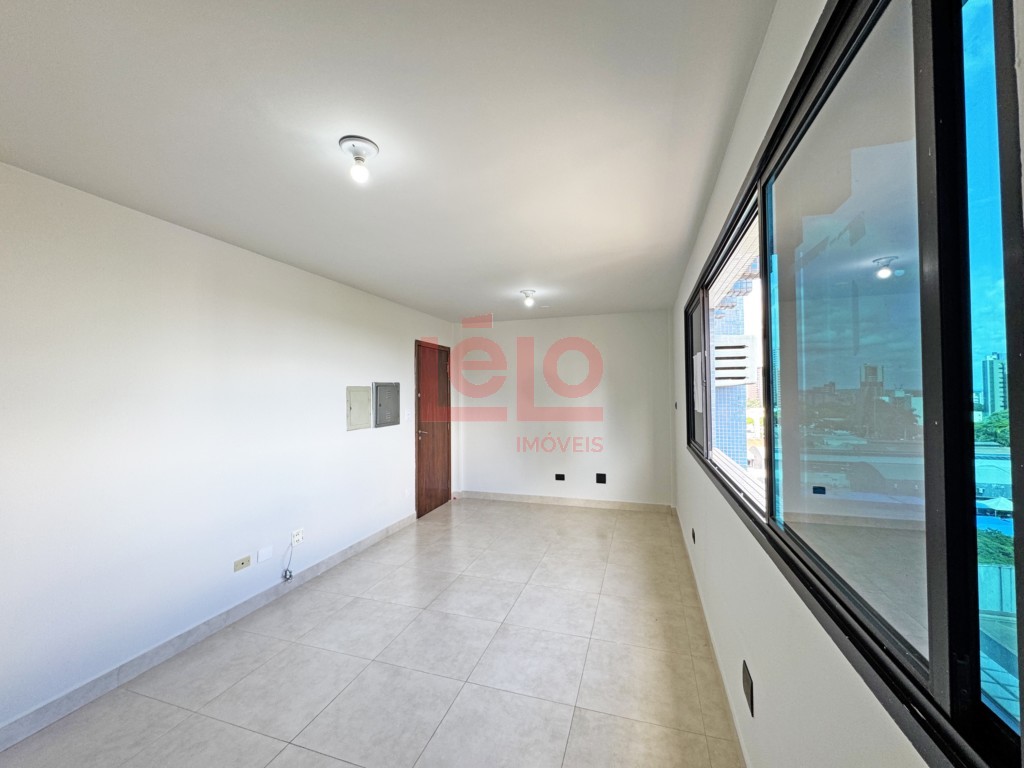 Sala Comercial para locacao no Novo Centro em Maringa com 28,23m² por R$ 1.500,00