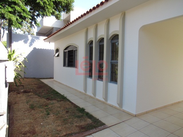 Casa Residencial para locacao no Parque Res Quebec em Maringa com 99,75m² por R$ 1.800,00