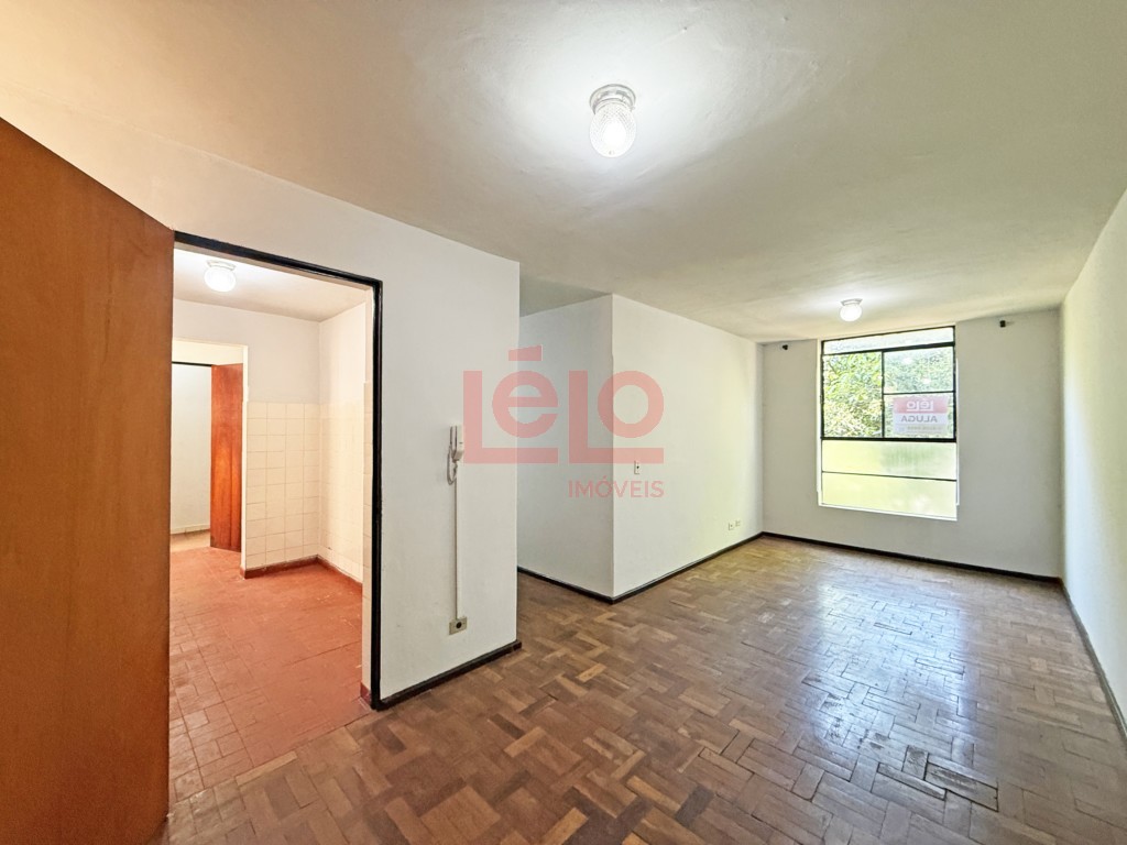 Apartamento para locacao no Zona 07 em Maringa com 80,77m² por R$ 1.000,00