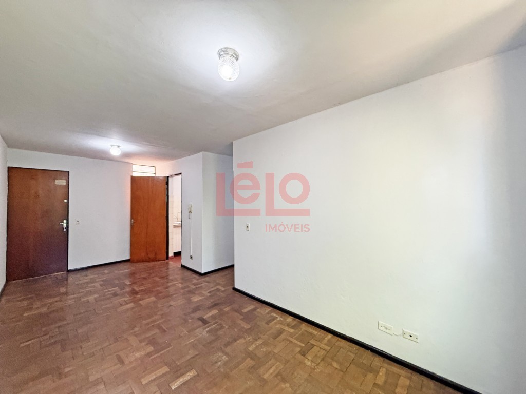 Apartamento para locacao no Zona 07 em Maringa com 80,77m² por R$ 1.000,00