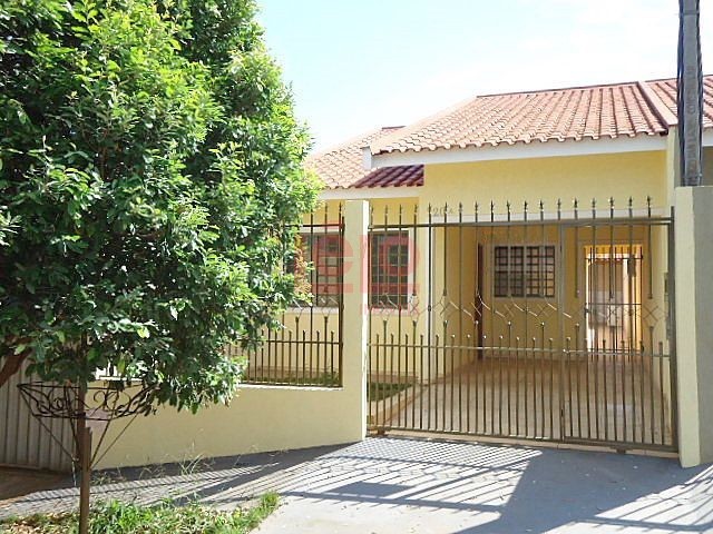 Casa Residencial para venda no Jardim Paris III em Maringa com 102,96m² por R$ 300.000,00