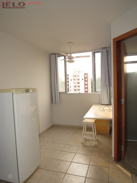 Apartamento para locacao no Zona 07 em Maringa com 55,39m² por R$ 800,00