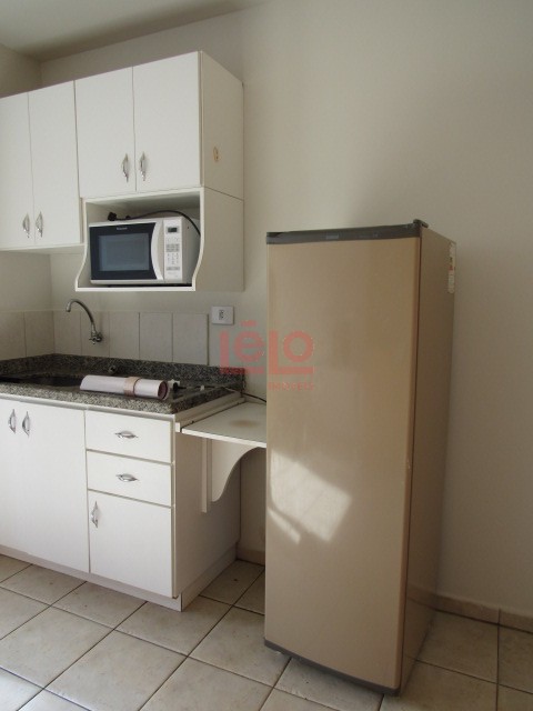 Apartamento para locacao no Zona 07 em Maringa com 24,72m² por R$ 900,00