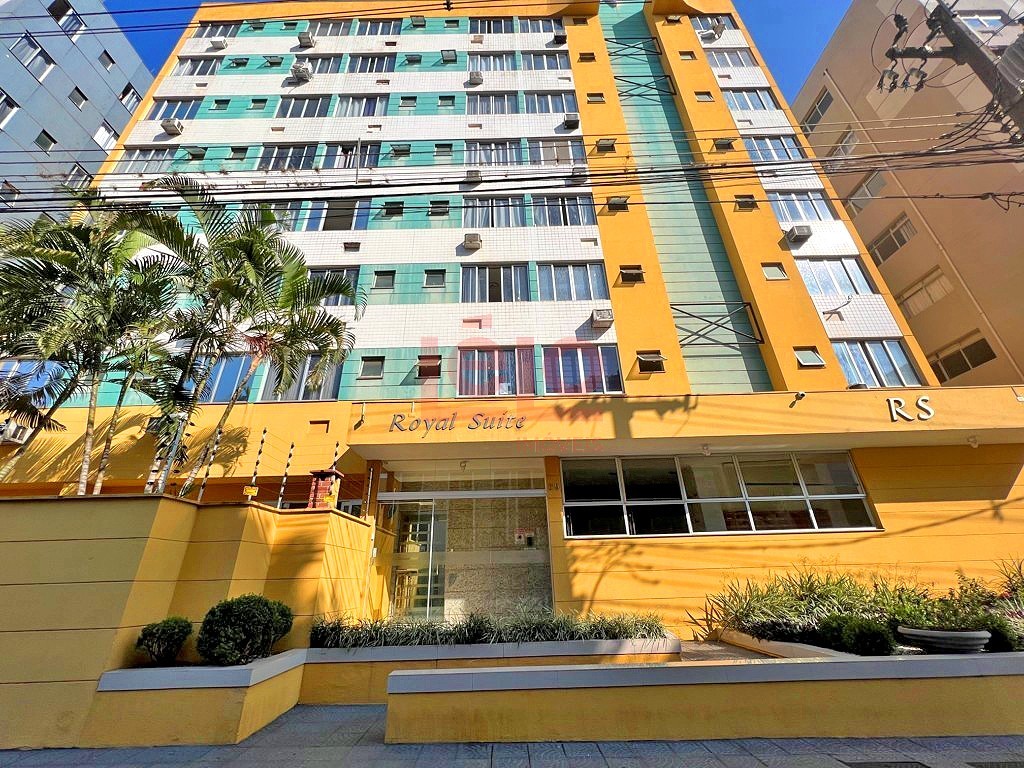 Apartamento para locacao no Zona 07 em Maringa com 24,72m² por R$ 900,00