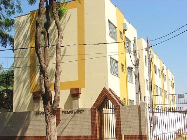 Apartamento para locacao no Zona 07 em Maringa com 52m² por R$ 1.100,00