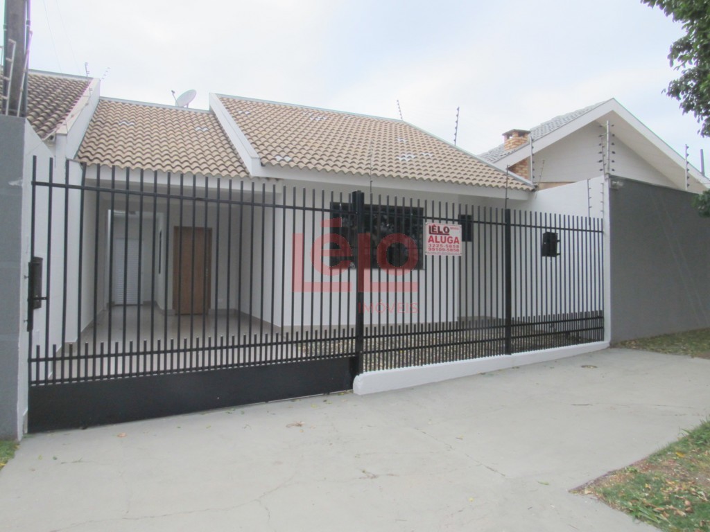 Casa Residencial para locacao no Jardim Paris III em Maringa com 103,75m² por R$ 2.500,00