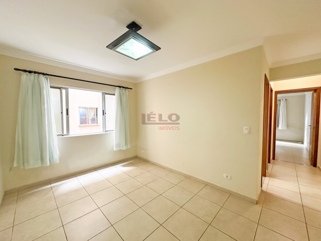 Apartamento para locacao no Zona 07 em Maringa com 120m² por R$ 1.500,00