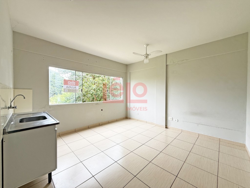 Apartamento para locacao no Zona 07 _ Vila Esperanca em Maringa com 30m² por R$ 900,00