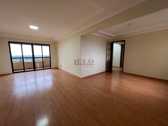 Apartamento para venda no Zona 07 em Maringa com 198m² por R$ 780.000,00