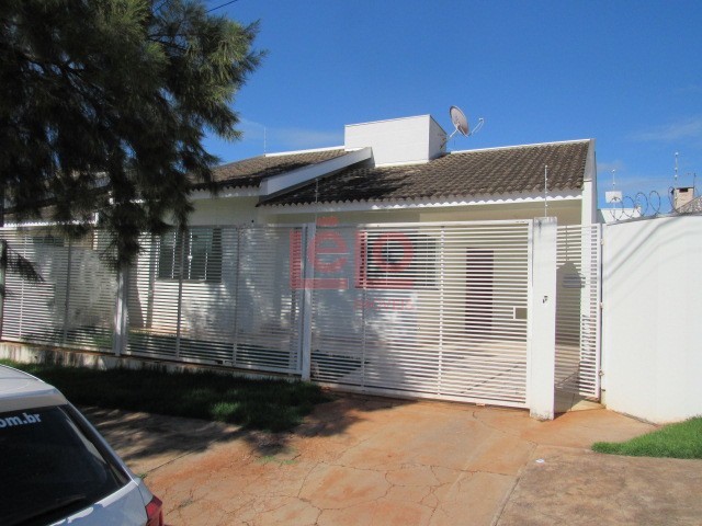 Casa Residencial para locacao no Jardim Italia II em Maringa com 117,67m² por R$ 2.500,00