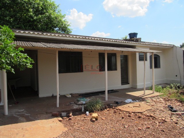 Casa Residencial para locacao no Jardim Alvorada em Maringa com 40m² por R$ 800,00
