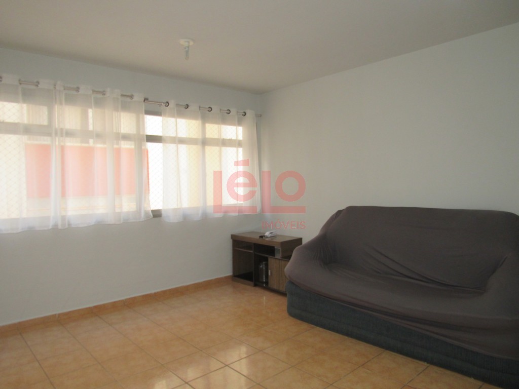 Apartamento para locacao no Zona 07 em Maringa com 85,56m² por R$ 1.500,00