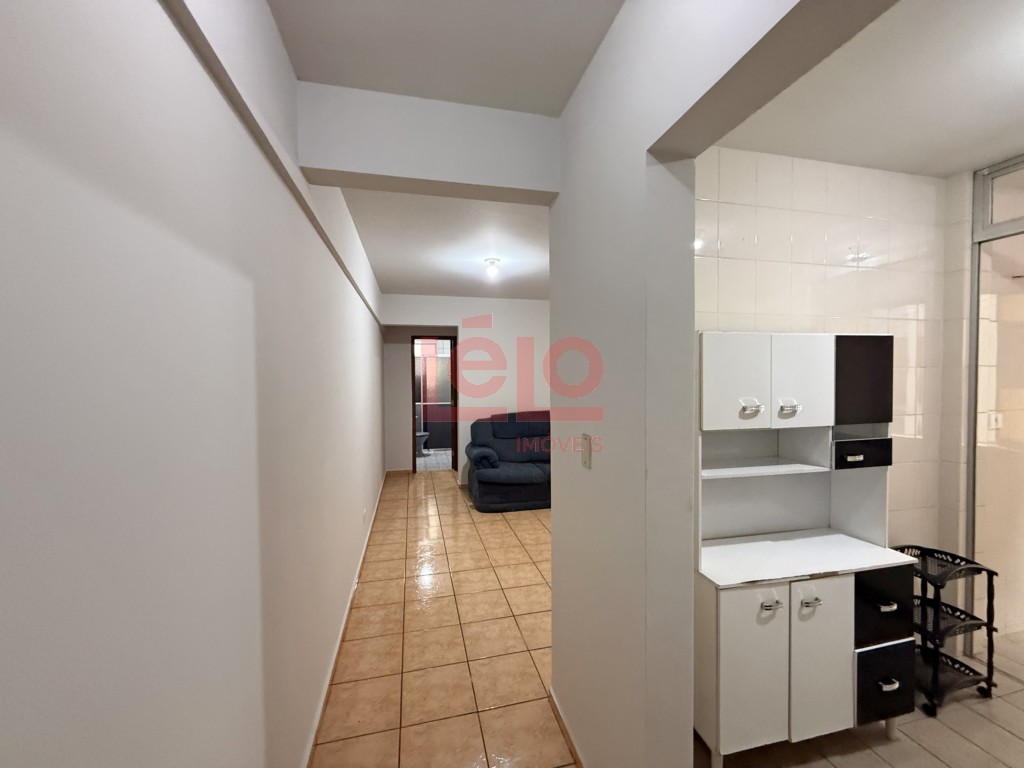 Apartamento para locacao no Zona 07 em Maringa com 85,56m² por R$ 1.500,00