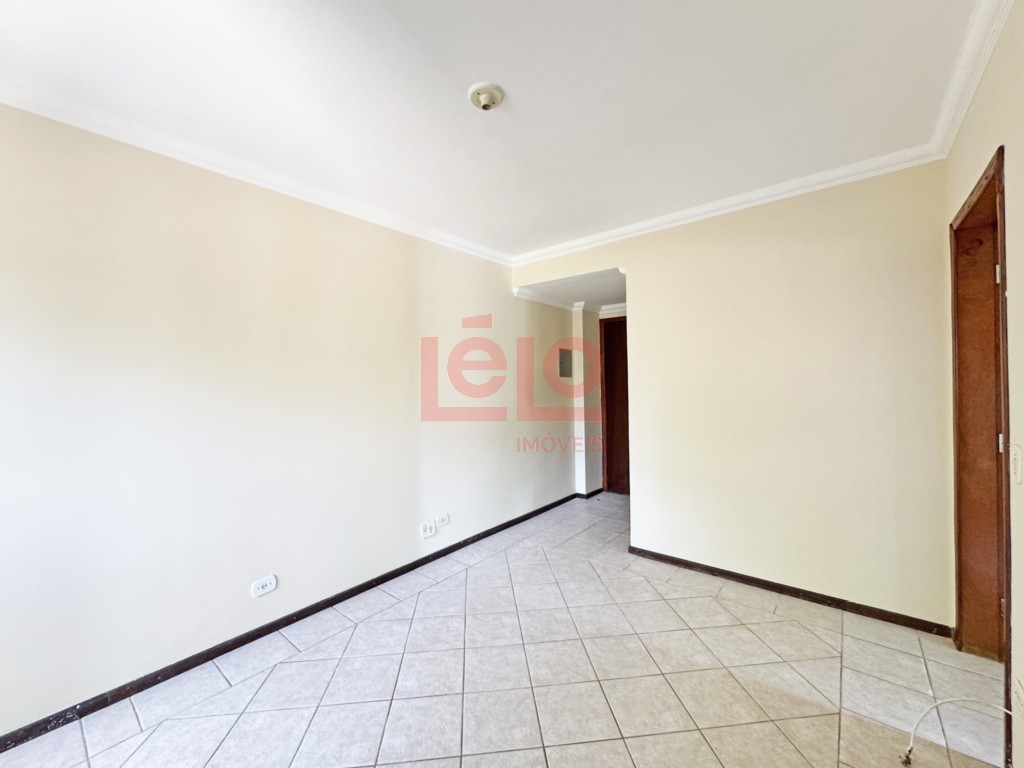 Apartamento para locacao no Vila Santo Antonio em Maringa com 53,89m² por R$ 1.300,00