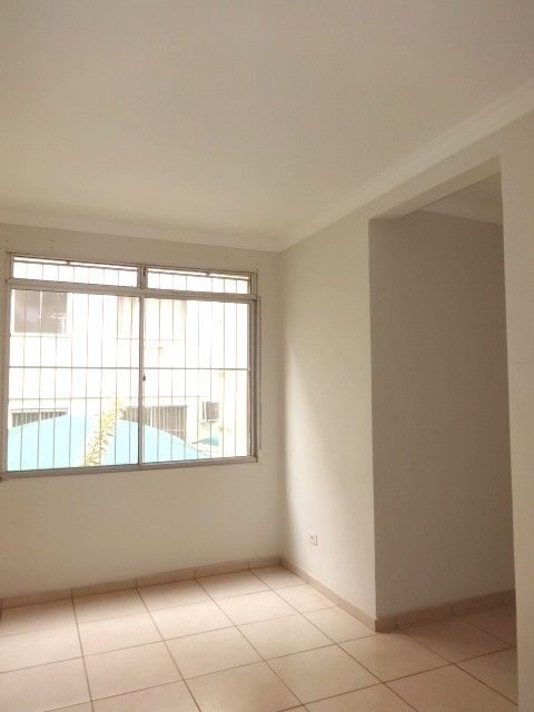 Apartamento para locacao no Zona 06 em Maringa com 69,34m² por R$ 1.300,00
