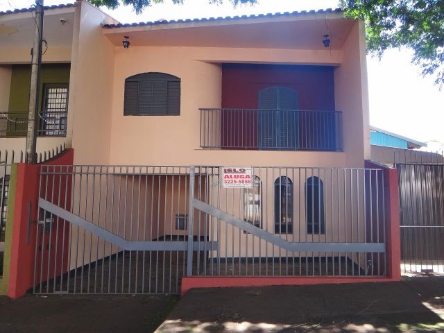 Sobrado para locacao no Jardim Universo em Maringa com 120m² por R$ 1.700,00