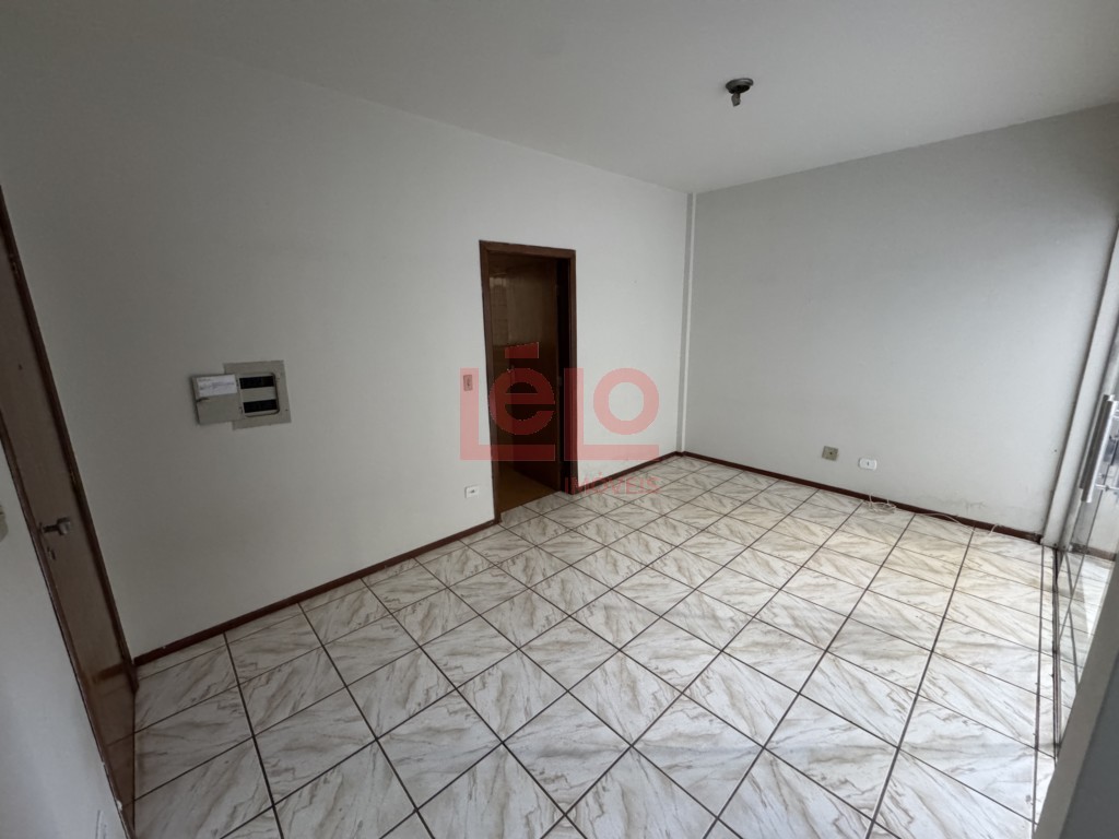 Apartamento para venda no Zona 07 em Maringa com 125,44m² por R$ 298.000,00