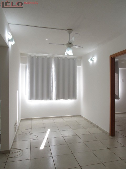 Apartamento para locacao no Zona 07 em Maringa com 77,91m² por R$ 1.450,00