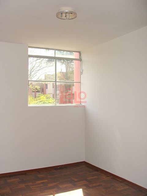 Apartamento para locacao no Zona 07 em Maringa com 89,64m² por R$ 1.400,00