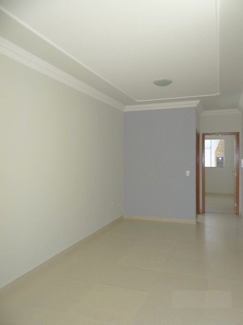 Casa Residencial para locacao no Jardim Paris em Maringa com 103,93m² por R$ 2.400,00