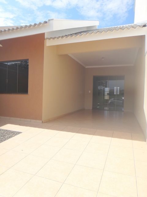 Casa Residencial para locacao no Jardim Imperio do Sol em Maringa com 90,2m² por R$ 1.800,00
