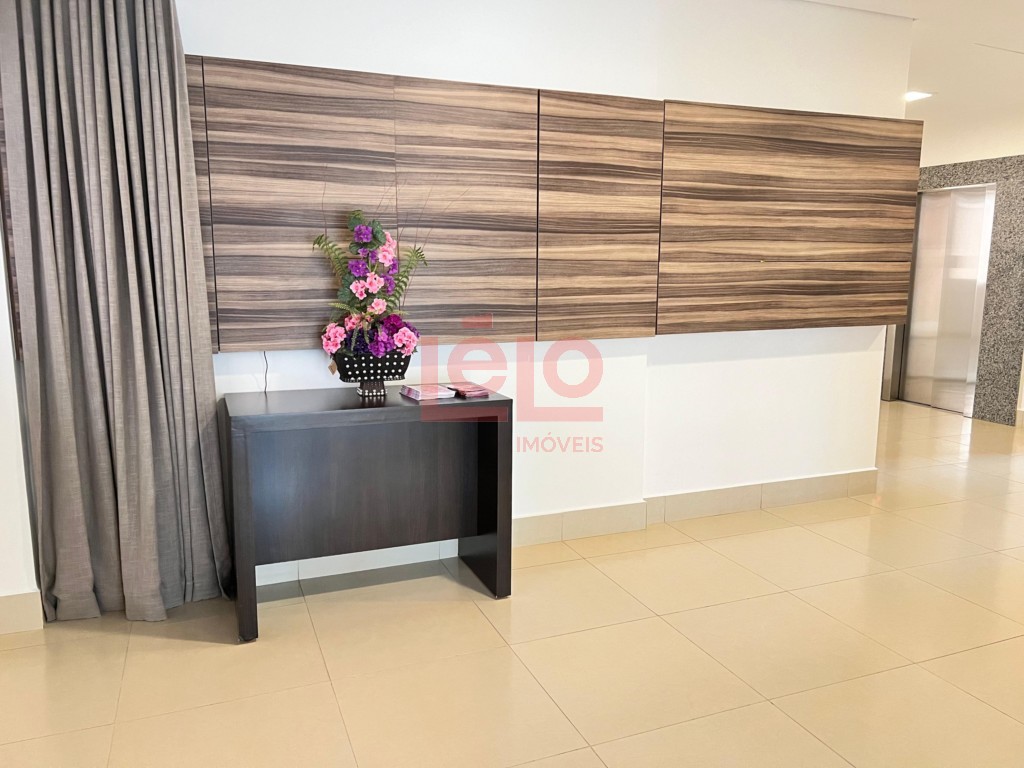 Apartamento para locacao no Zona 07 em Maringa com 121,91m² por R$ 2.600,00