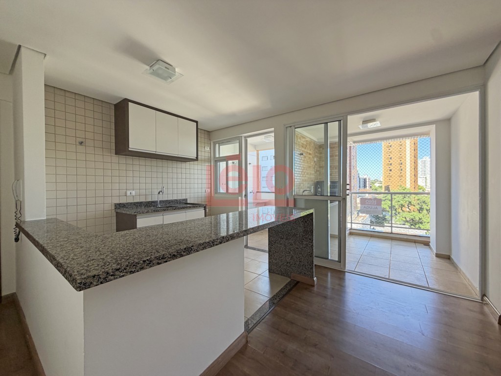 Apartamento para locacao no Zona 07 em Maringa com 121,91m² por R$ 1.900,00