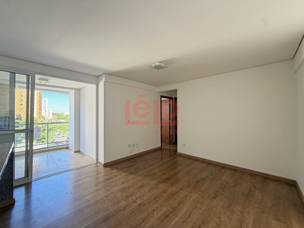 Apartamento para locacao no Zona 07 em Maringa com 121,91m² por R$ 1.900,00