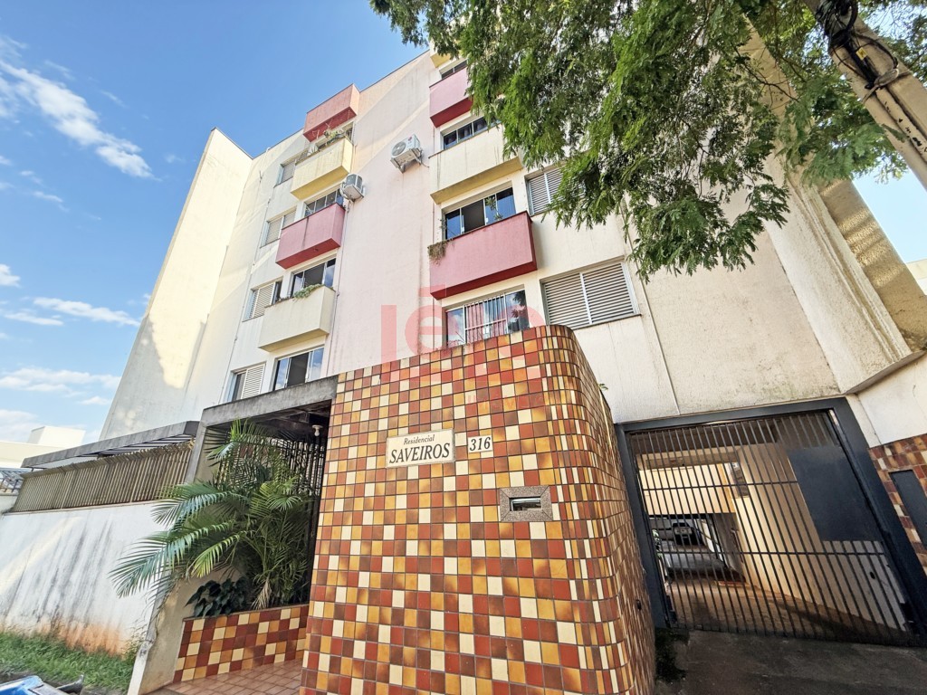 Apartamento para locacao no Zona 07 em Maringa com 76,2m² por R$ 1.300,00