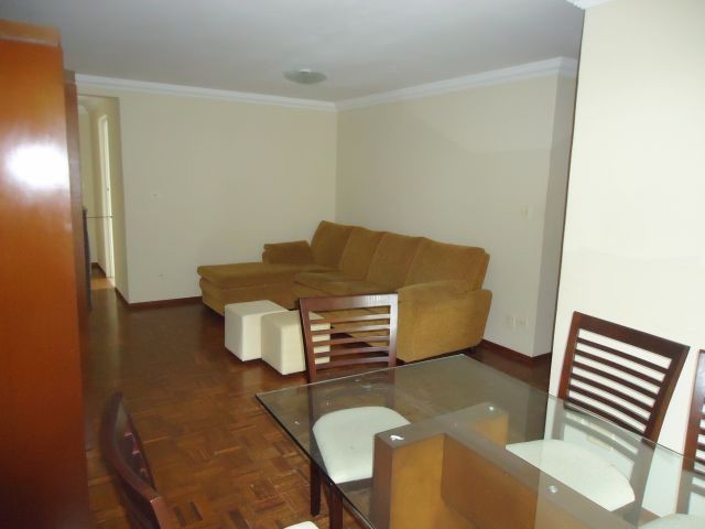 Apartamento para locacao no Zona 04 em Maringa com 122,45m² por R$ 2.300,00