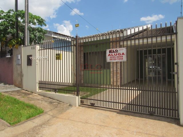 Casa Residencial para locacao no Parque das Laranjeiras em Maringa com 91m² por R$ 1.800,00