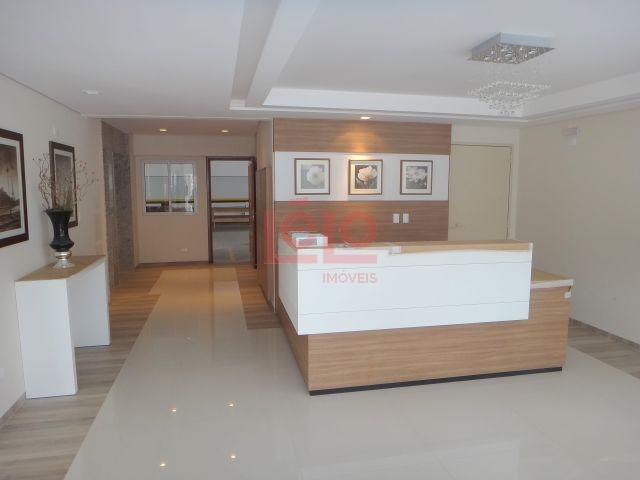 Apartamento para locacao no Zona 07 em Maringa com 107,37m² por R$ 1.600,00