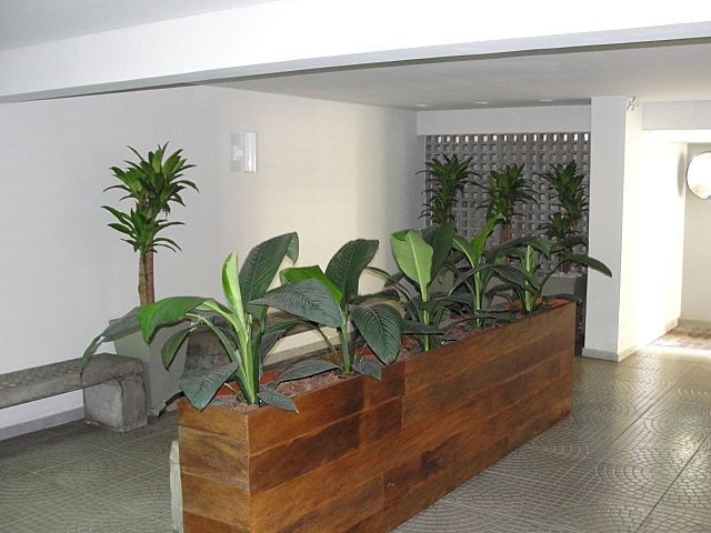 Apartamento para locacao no Zona 07 em Maringa com 57,55m² por R$ 1.300,00