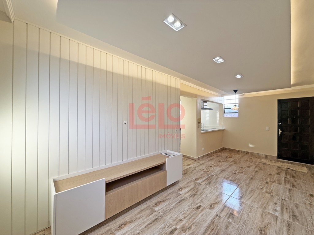 Apartamento para locacao no Zona 07 em Maringa com 80,77m² por R$ 1.700,00