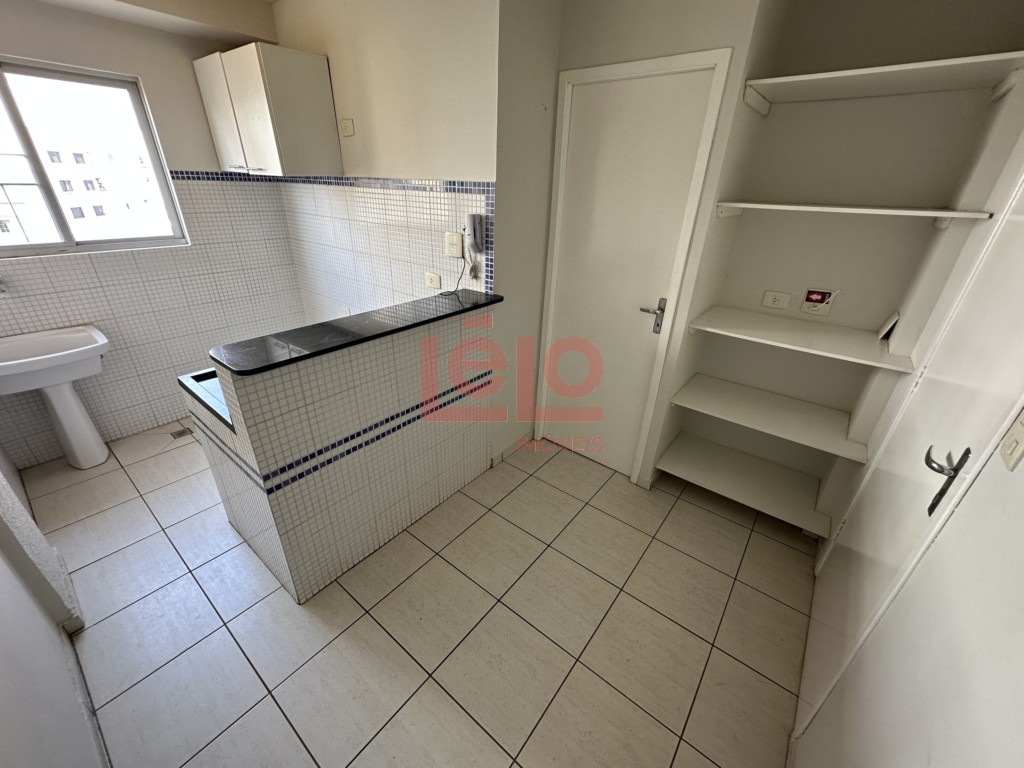 Apartamento para locacao no Zona 07 em Maringa com 52,47m² por R$ 1.100,00