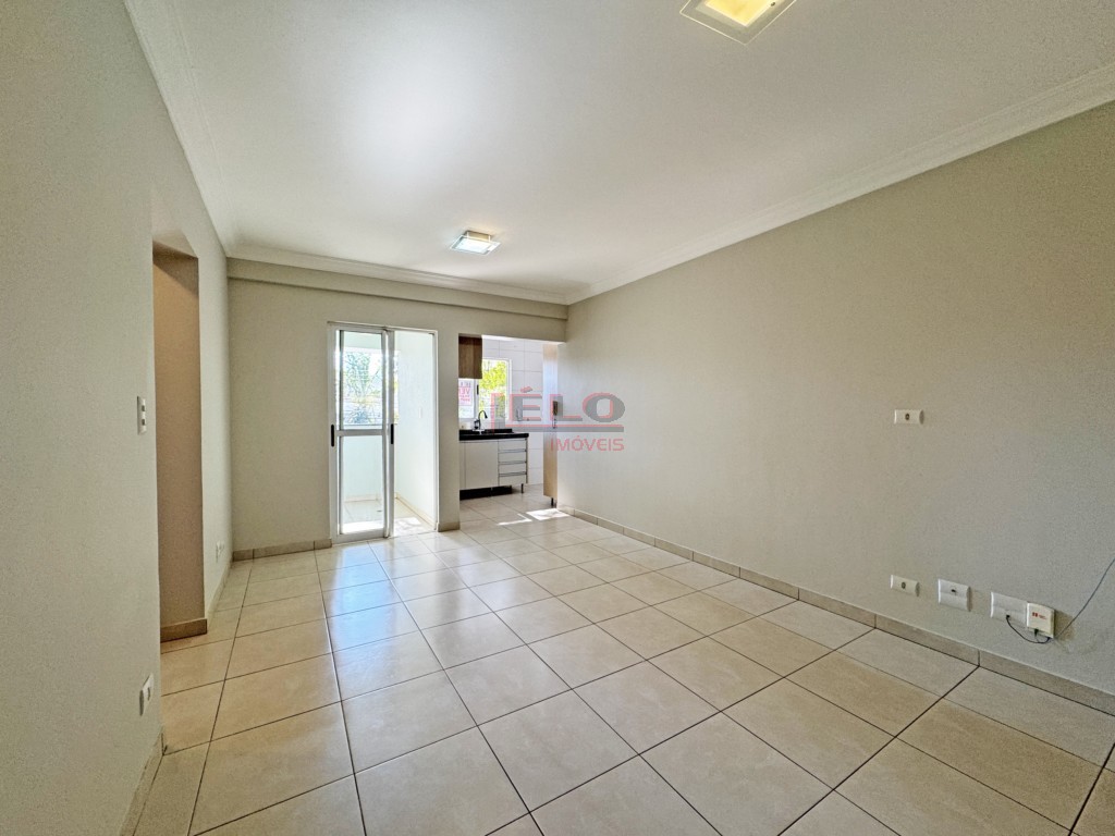 Apartamento para venda no Zona 07 em Maringa com 134,02m² por R$ 470.000,00