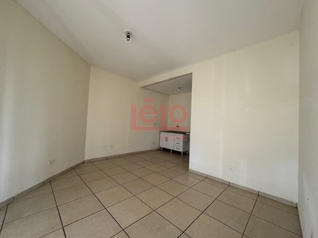 Apartamento para locacao no Vila Esperanca em Maringa com 30m² por R$ 1.100,00