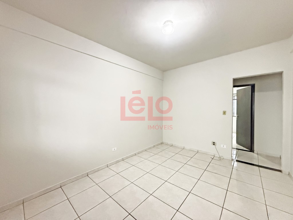 Apartamento para locacao no Zona 07 em Maringa com 86,09m² por R$ 1.300,00
