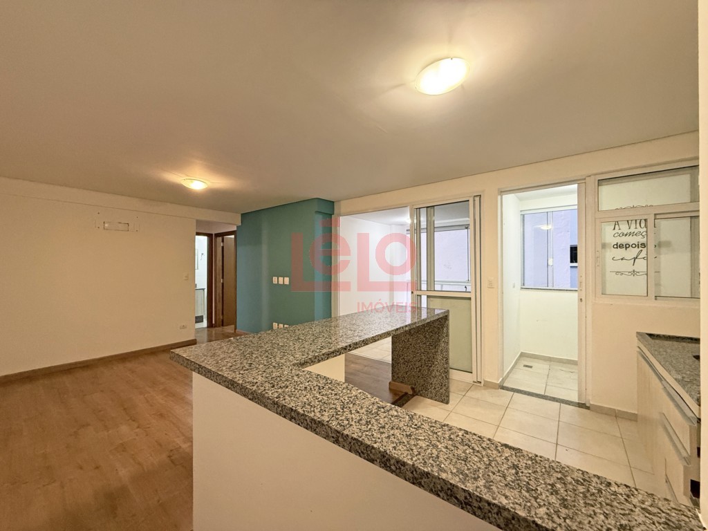 Apartamento para locacao no Zona 07 em Maringa com 121,91m² por R$ 2.200,00