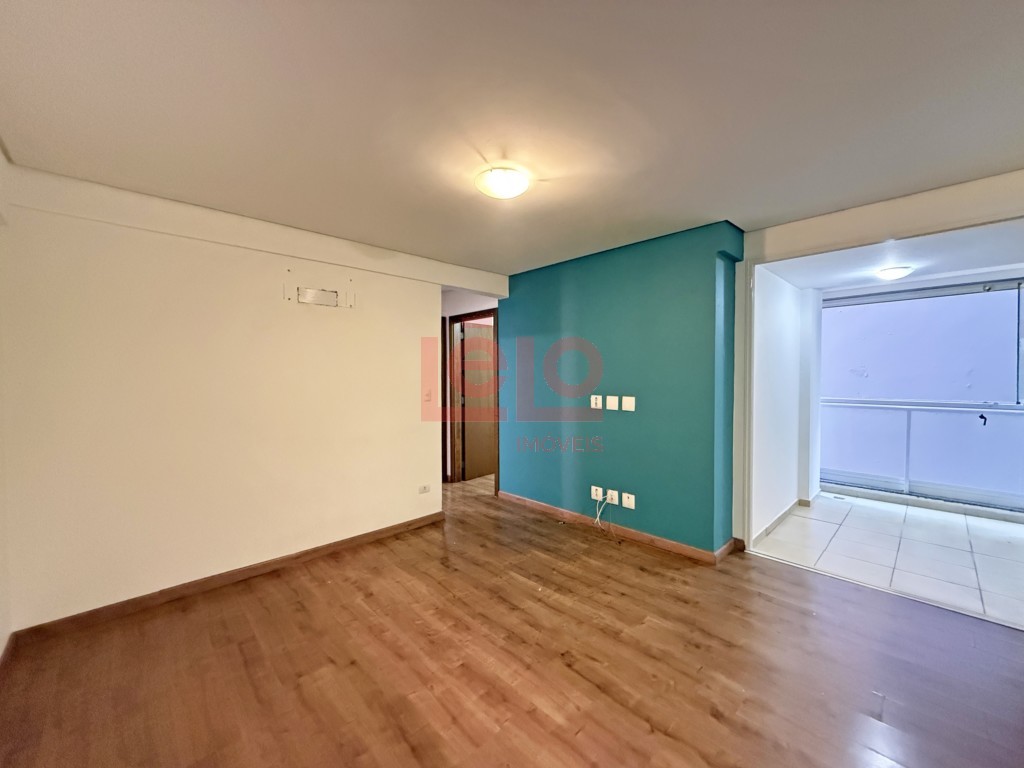Apartamento para locacao no Zona 07 em Maringa com 121,91m² por R$ 2.200,00