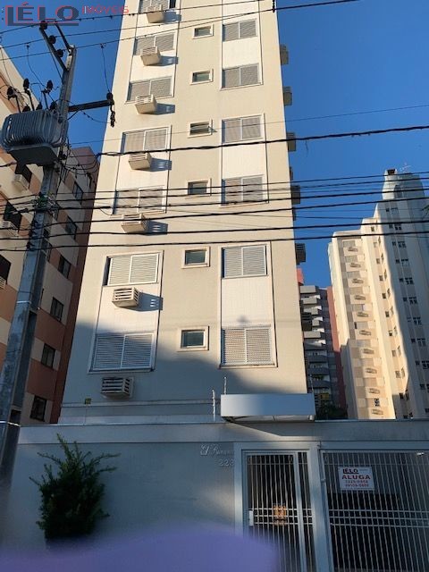 Apartamento para locacao no Zona 07 em Maringa com 160m² por R$ 2.200,00