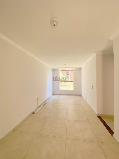 Apartamento para locacao no Zona 07 em Maringa com 81m² por R$ 1.400,00