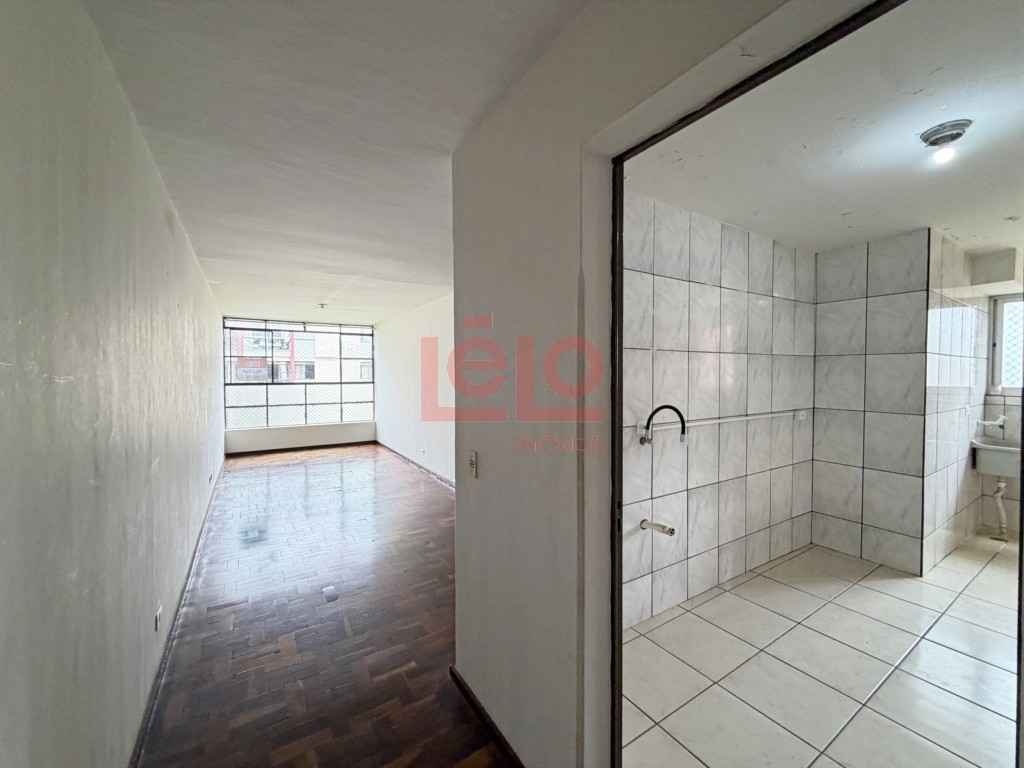 Apartamento para locacao no Zona 07 em Maringa com 89,64m² por R$ 1.500,00