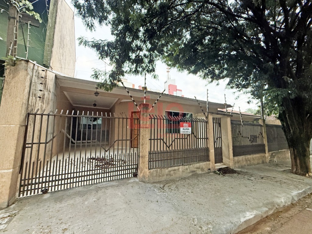 Casa Residencial para locacao no Vila Esperanca em Maringa com 230,02m² por R$ 3.500,00