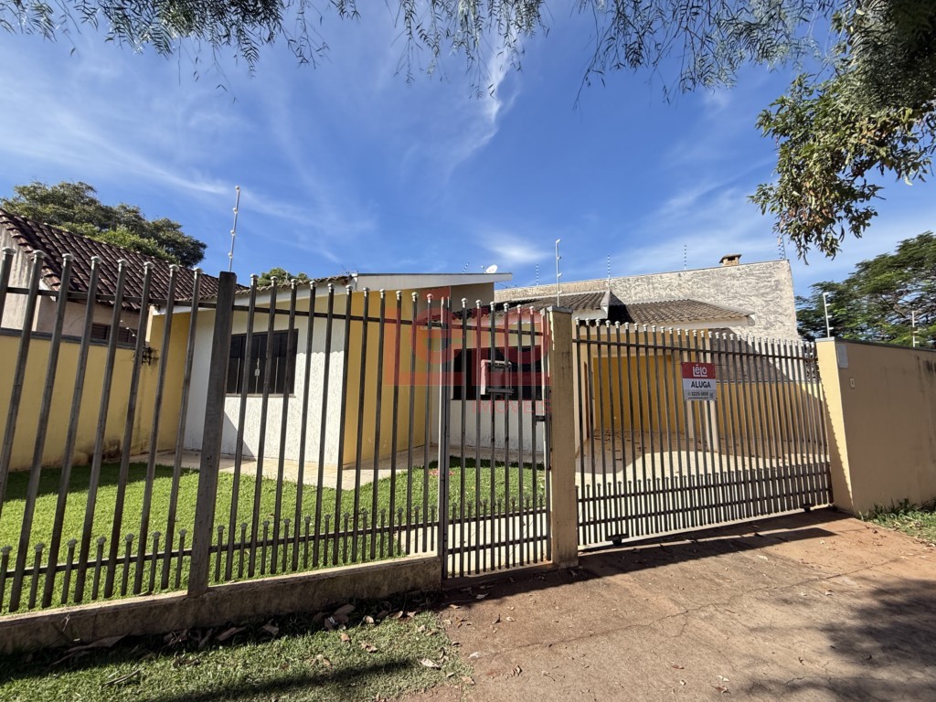 Casa Residencial para locacao no Loteamento Madrid em Maringa com 69,65m² por R$ 1.500,00