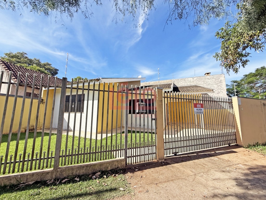 Casa Residencial para locacao no Loteamento Madrid em Maringa com 69,65m² por R$ 1.500,00