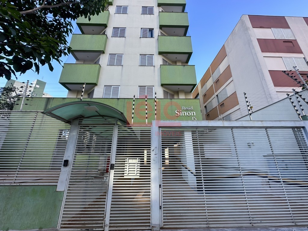 Apartamento para locacao no Zona 07 em Maringa com 121,4m² por R$ 2.100,00