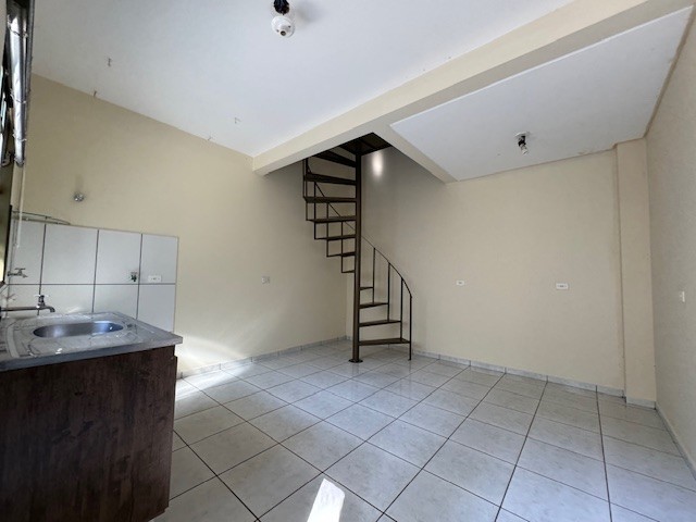 Apartamento para locacao no Vila Esperanca em Maringa com 30m² por R$ 1.200,00
